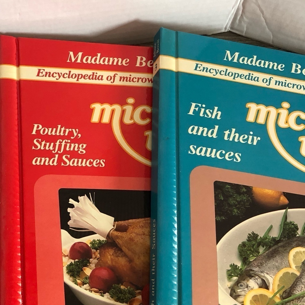 Vtg The Encyclopedia  of Microwave Cooking Box Set - Picture 5 of 14